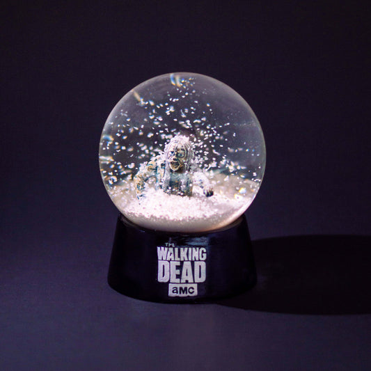 The Walking Dead Winter Walker Snow Globe-4