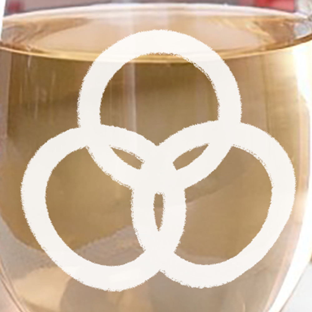 Etched Circular Monogram Wine Glass
